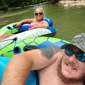 Meet your Posher, Derek